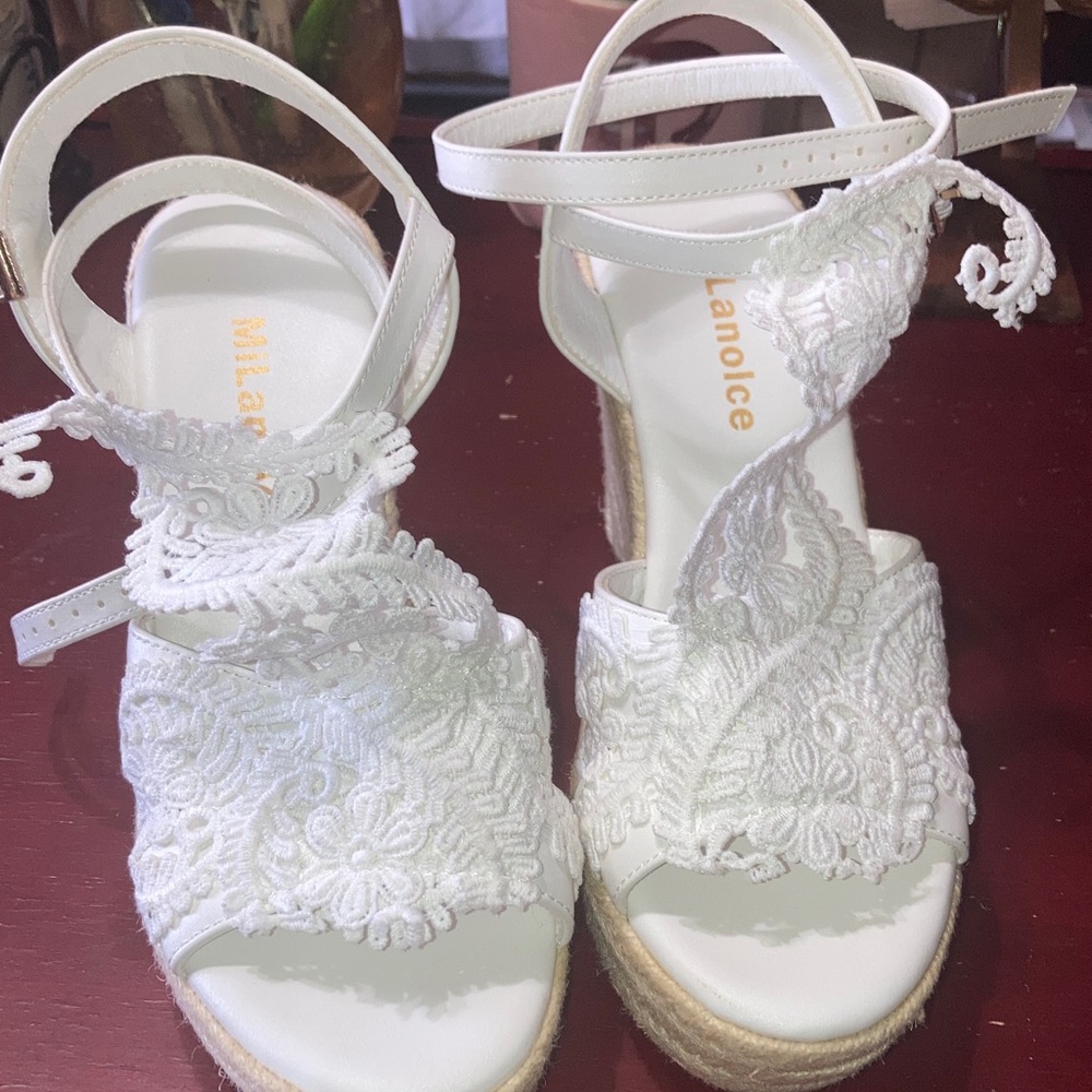 Milano Cream Lace Espadrille Sandals Never worn